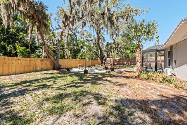 2352 PALM TERRACE, Sarasota, FL 34231