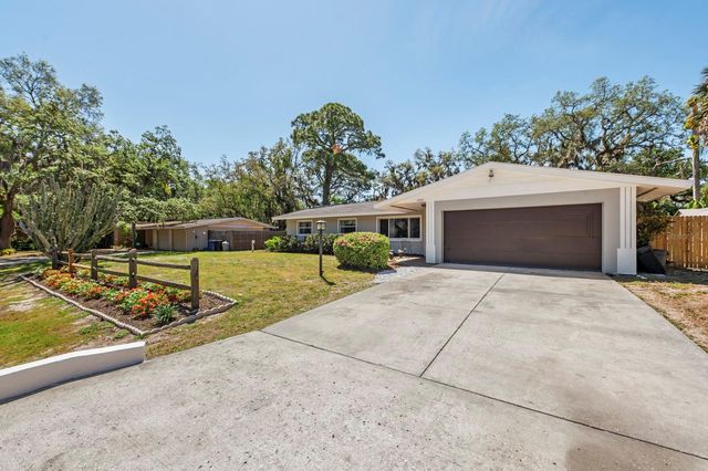 2352 PALM TERRACE, Sarasota, FL 34231