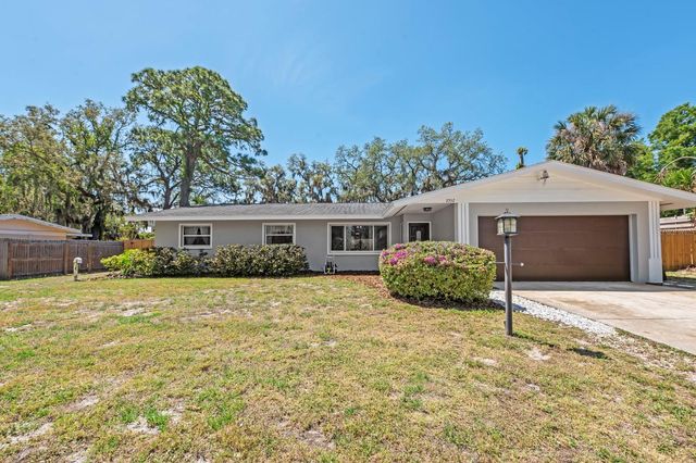 2352 PALM TERRACE, Sarasota, FL 34231