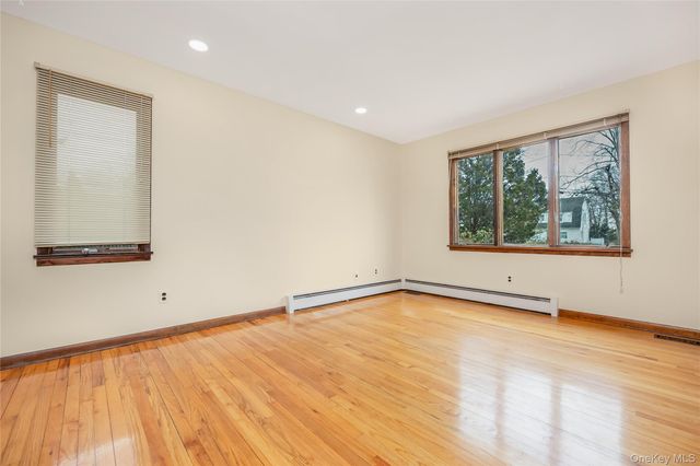 325 Middle Road, Blue Point, NY 11715