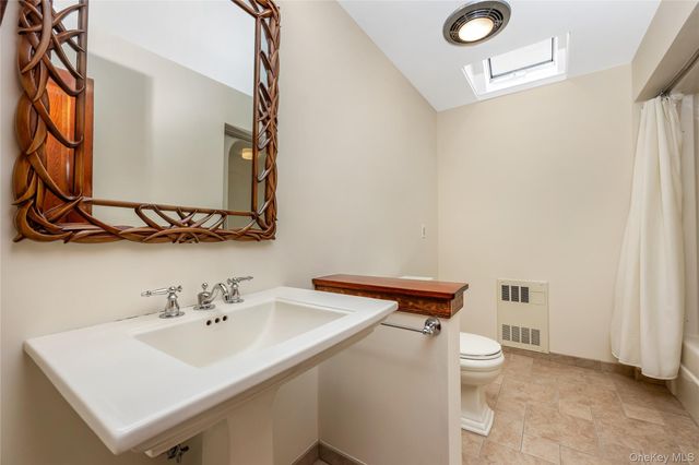 325 Middle Road, Blue Point, NY 11715