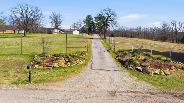 28254 S 4310 Road, Vinita, OK 74301
