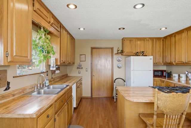 28254 S 4310 Road, Vinita, OK 74301