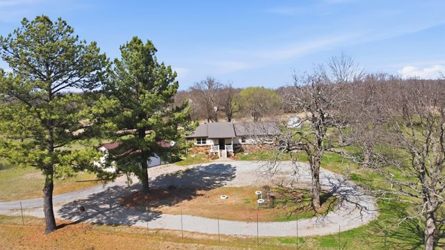 28254 S 4310 Road, Vinita, OK 74301