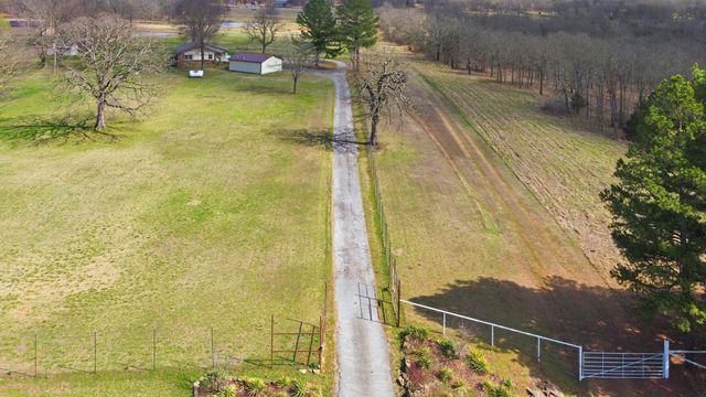 28254 S 4310 Road, Vinita, OK 74301