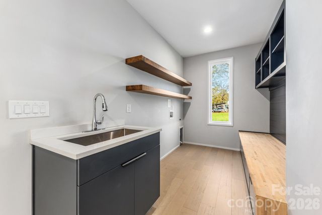 3108 Kirkland Avenue, Charlotte, NC 28208