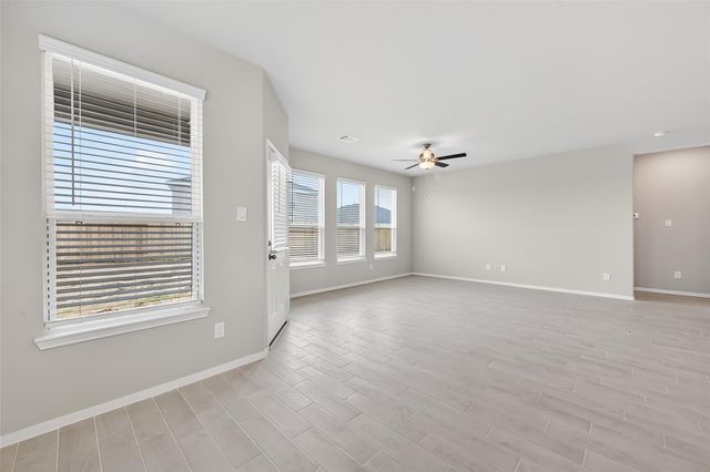 1053 Sunflower Terrace Drive, Magnolia, TX 77355
