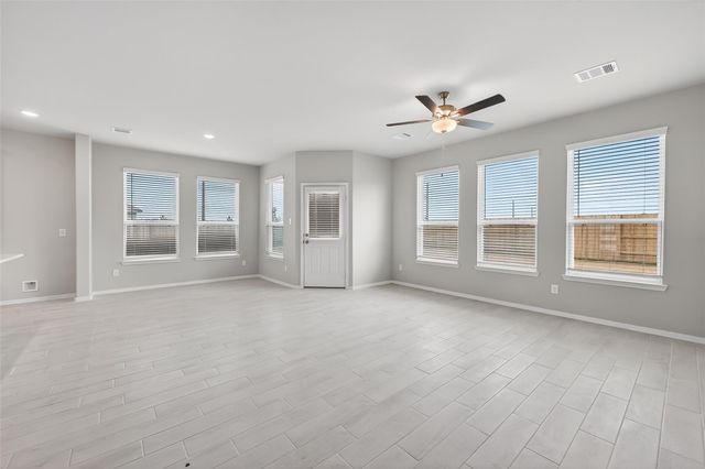 1053 Sunflower Terrace Drive, Magnolia, TX 77355