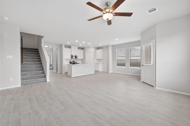 1053 Sunflower Terrace Drive, Magnolia, TX 77355
