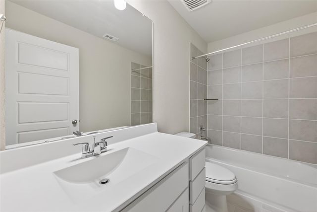 1053 Sunflower Terrace Drive, Magnolia, TX 77355