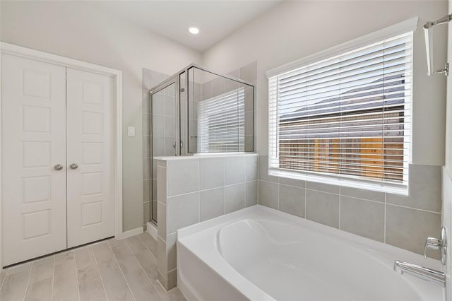 1053 Sunflower Terrace Drive, Magnolia, TX 77355