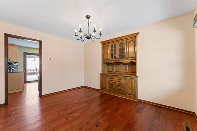 2916 6th Avenue NW, Rochester, MN 55901