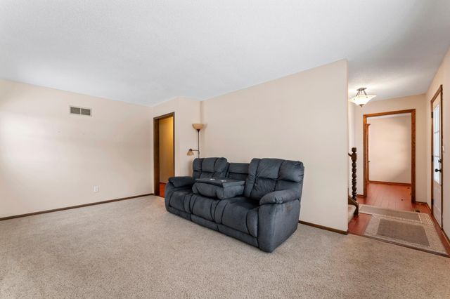 2916 6th Avenue NW, Rochester, MN 55901