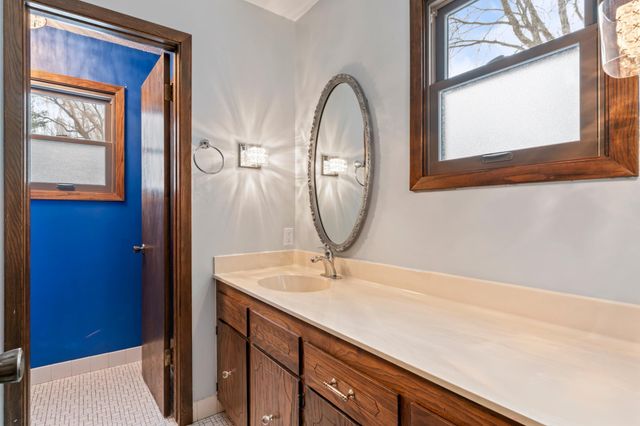 2916 6th Avenue NW, Rochester, MN 55901