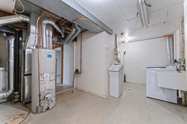 2916 6th Avenue NW, Rochester, MN 55901