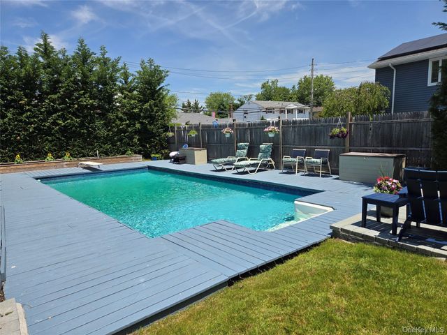 3375 Fairway Road, Oceanside, NY 11572