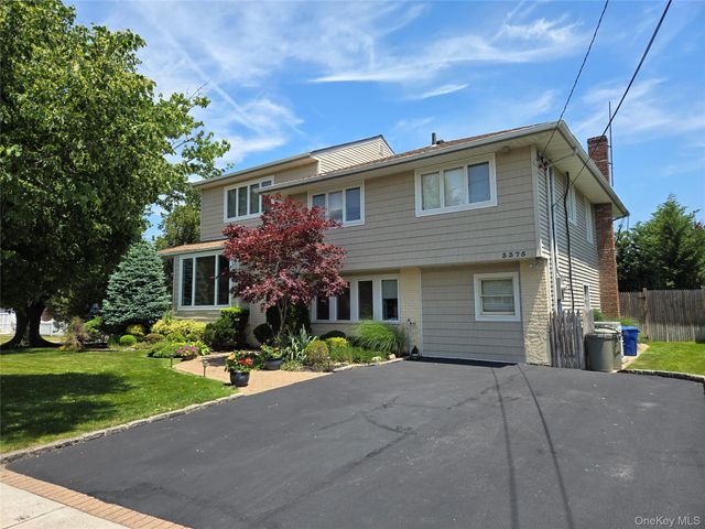 3375 Fairway Road, Oceanside, NY 11572