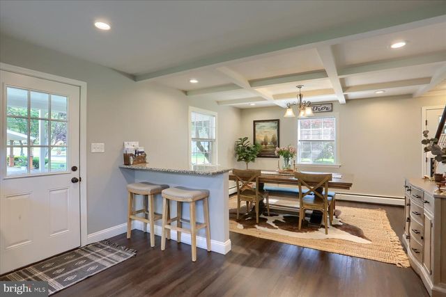 712 S BROAD ST, Mechanicsburg, PA 17055