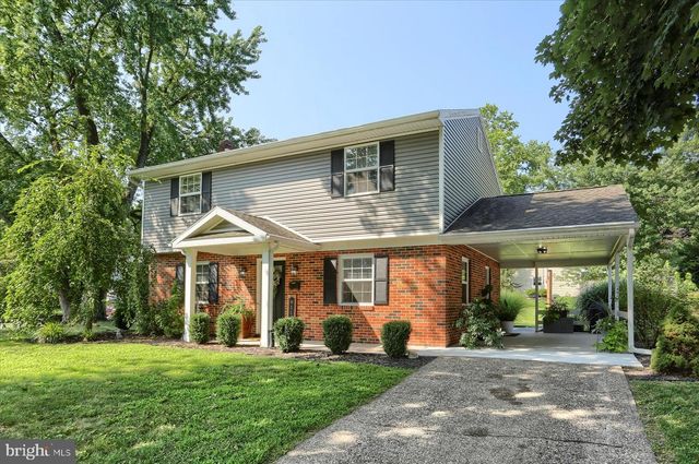 712 S BROAD ST, Mechanicsburg, PA 17055