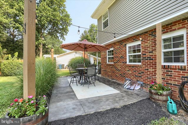 712 S BROAD ST, Mechanicsburg, PA 17055