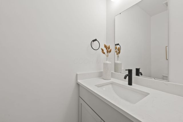 1097 Franklin Avenue, Columbus, OH 43205