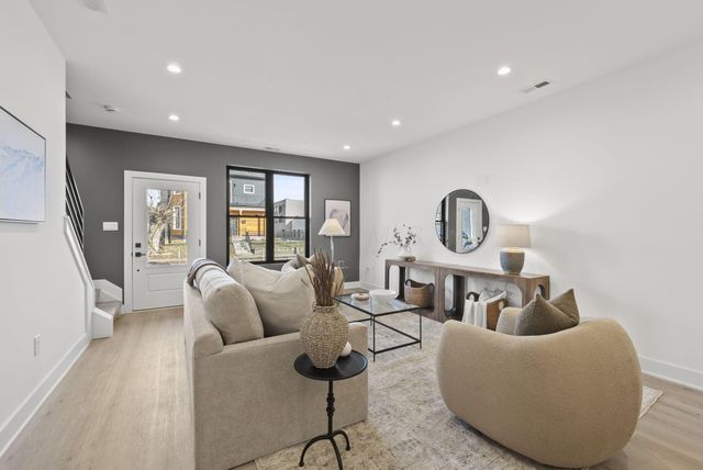 1097 Franklin Avenue, Columbus, OH 43205