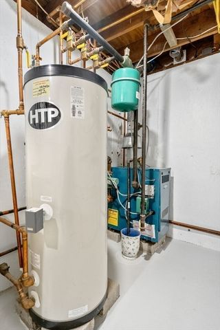 266 Hunnewell Street 266, Needham, MA 02494