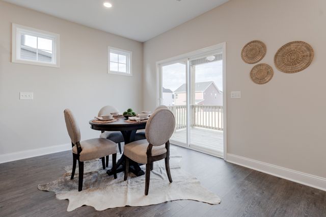 2665 Brewster Dr, Clarksville, TN 37042