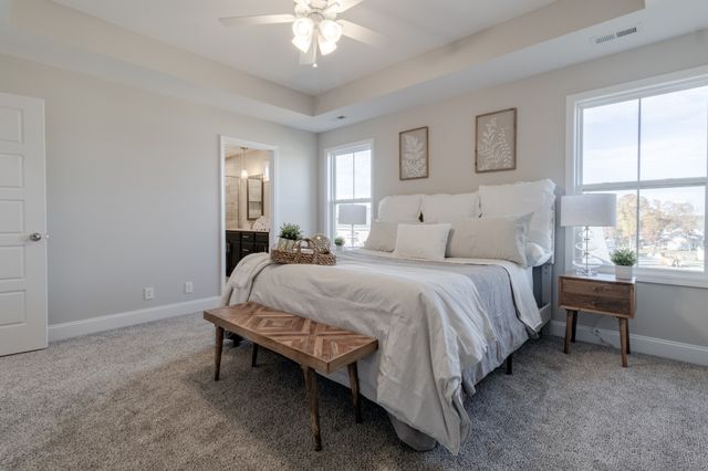 2665 Brewster Dr, Clarksville, TN 37042