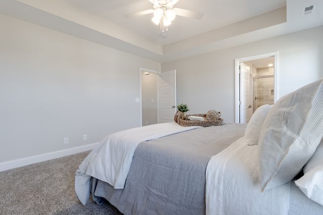 2665 Brewster Dr, Clarksville, TN 37042