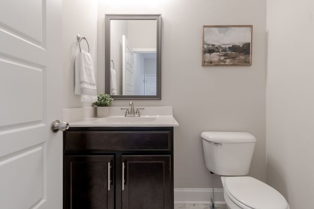 2665 Brewster Dr, Clarksville, TN 37042