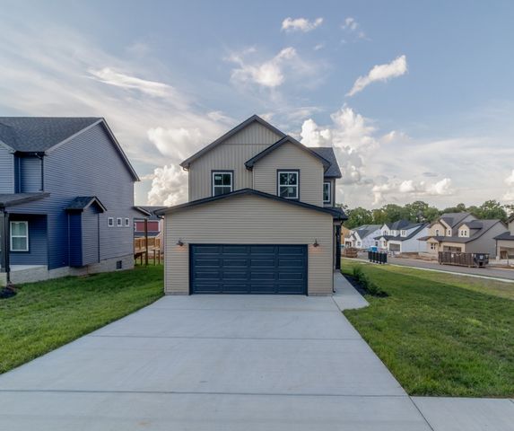 2665 Brewster Dr, Clarksville, TN 37042