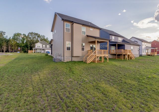 2665 Brewster Dr, Clarksville, TN 37042