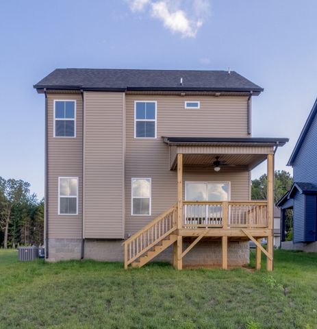 2665 Brewster Dr, Clarksville, TN 37042