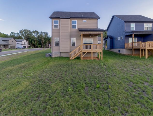 2665 Brewster Dr, Clarksville, TN 37042