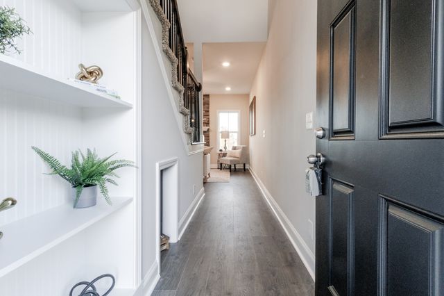 2665 Brewster Dr, Clarksville, TN 37042