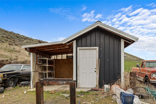 1091 Mellergaard Road, Ellensburg, WA 98926