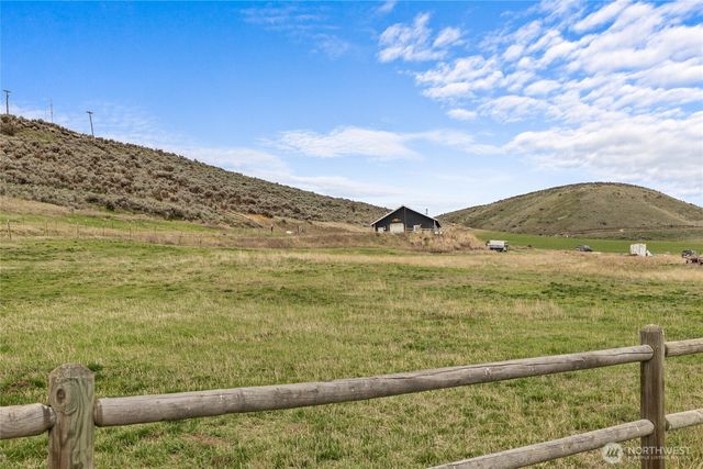 1091 Mellergaard Road, Ellensburg, WA 98926