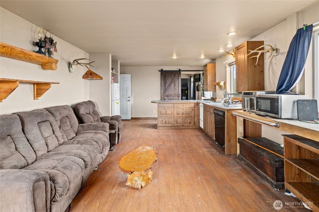 1091 Mellergaard Road, Ellensburg, WA 98926