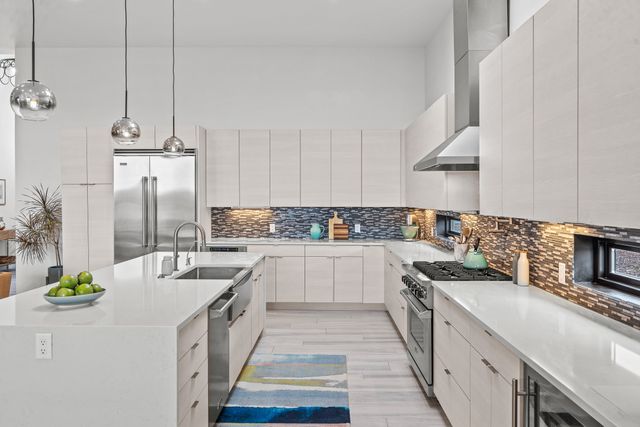 7 Abierto Way, Santa Fe, NM 87506