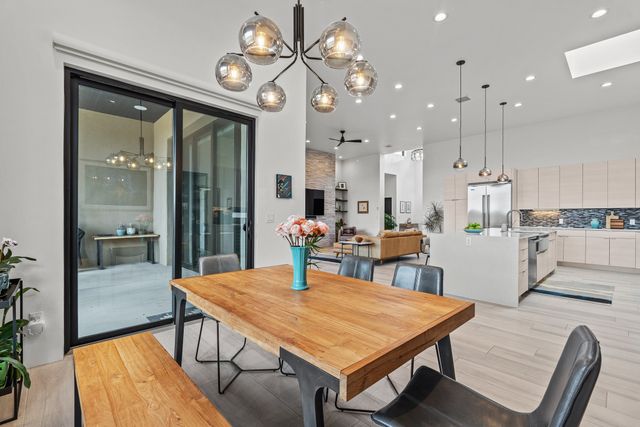 7 Abierto Way, Santa Fe, NM 87506