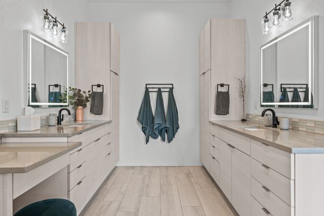 7 Abierto Way, Santa Fe, NM 87506