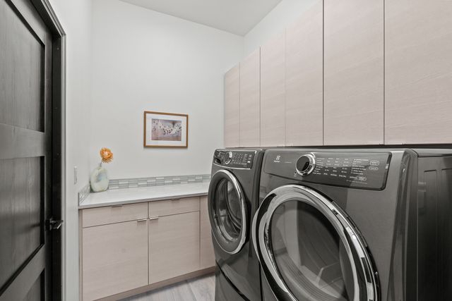 7 Abierto Way, Santa Fe, NM 87506