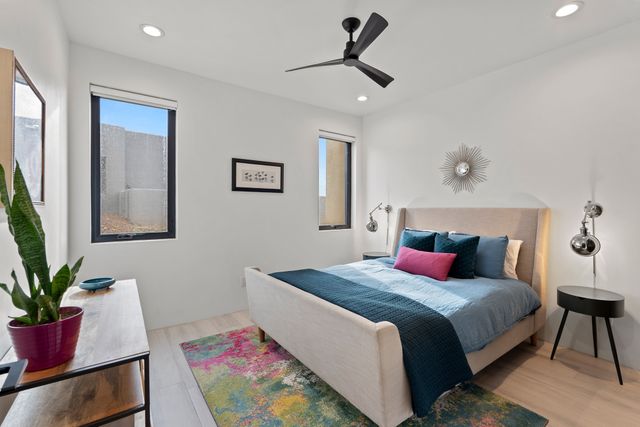 7 Abierto Way, Santa Fe, NM 87506