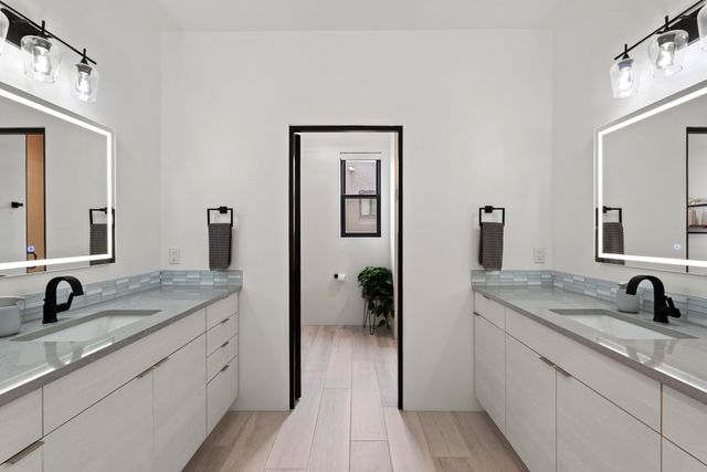 7 Abierto Way, Santa Fe, NM 87506