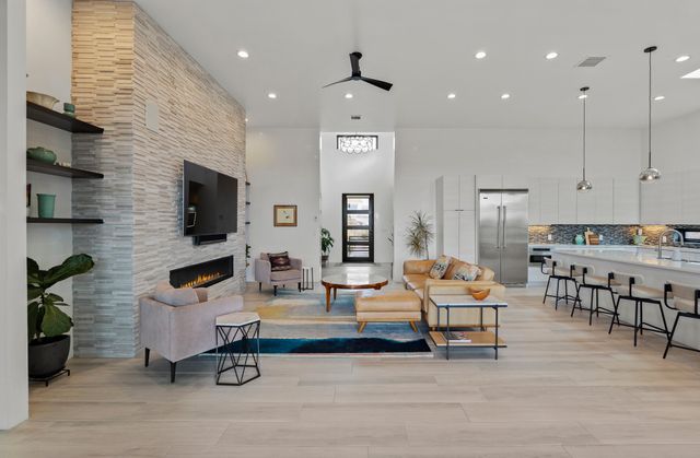 7 Abierto Way, Santa Fe, NM 87506