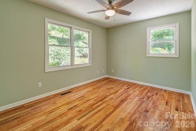 146 Churchill Downs Drive, Fairview, NC 28730