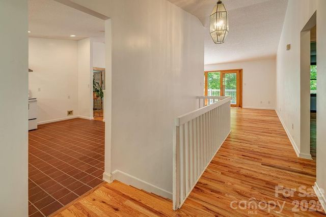 146 Churchill Downs Drive, Fairview, NC 28730