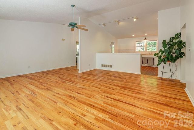146 Churchill Downs Drive, Fairview, NC 28730