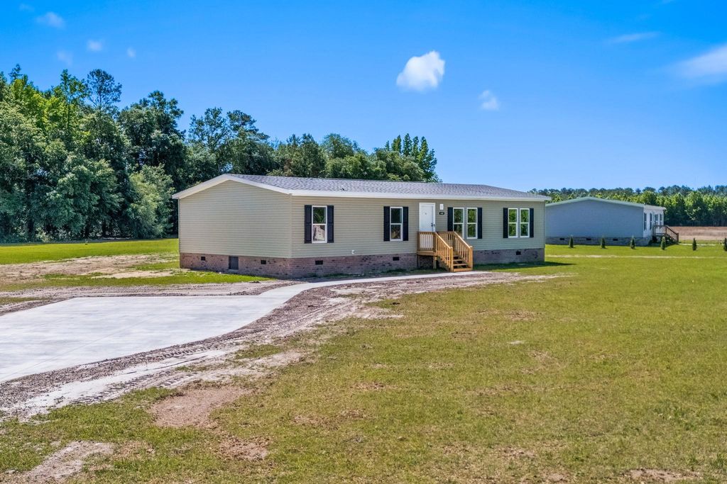 105 Retired Ave., Marion, SC 29571 — photo 2